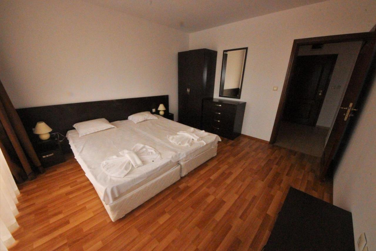 Menada Diamant Apartments Солнечный берег Экстерьер фото