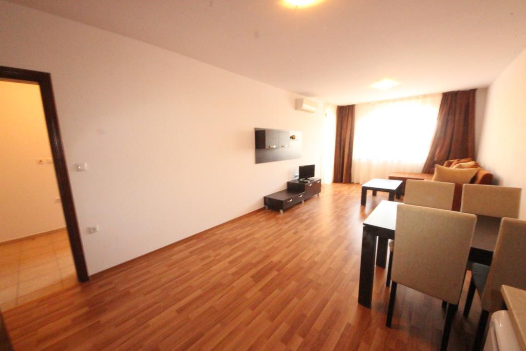 Menada Diamant Apartments Солнечный берег Экстерьер фото